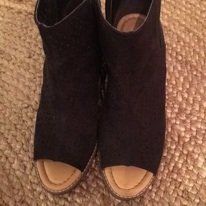 Comfortable and cute with ankle jeans